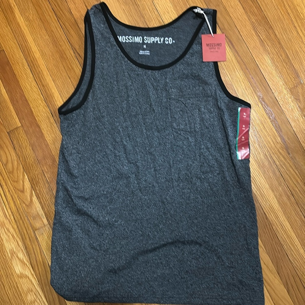 New with Tags men’s medium Mossimo tank top.